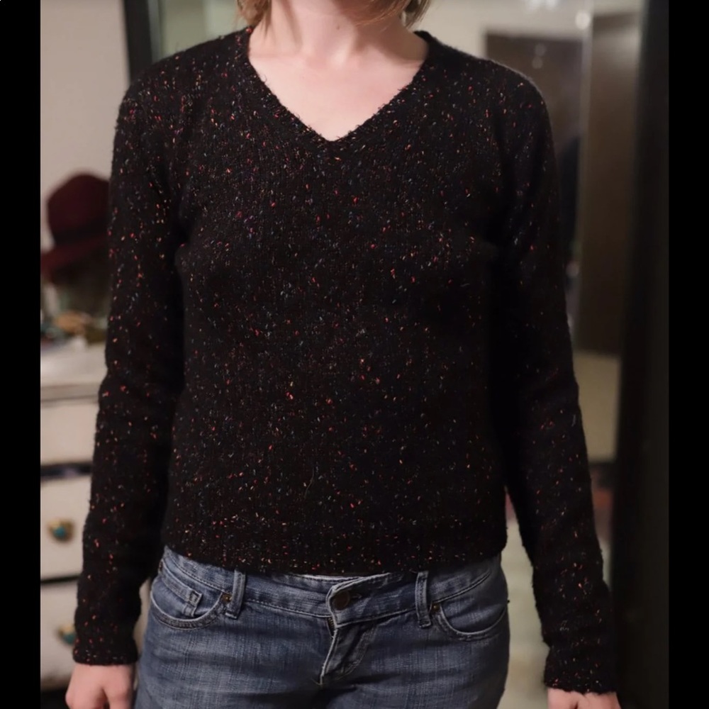 Free people confetti v-Neck sweater size medium